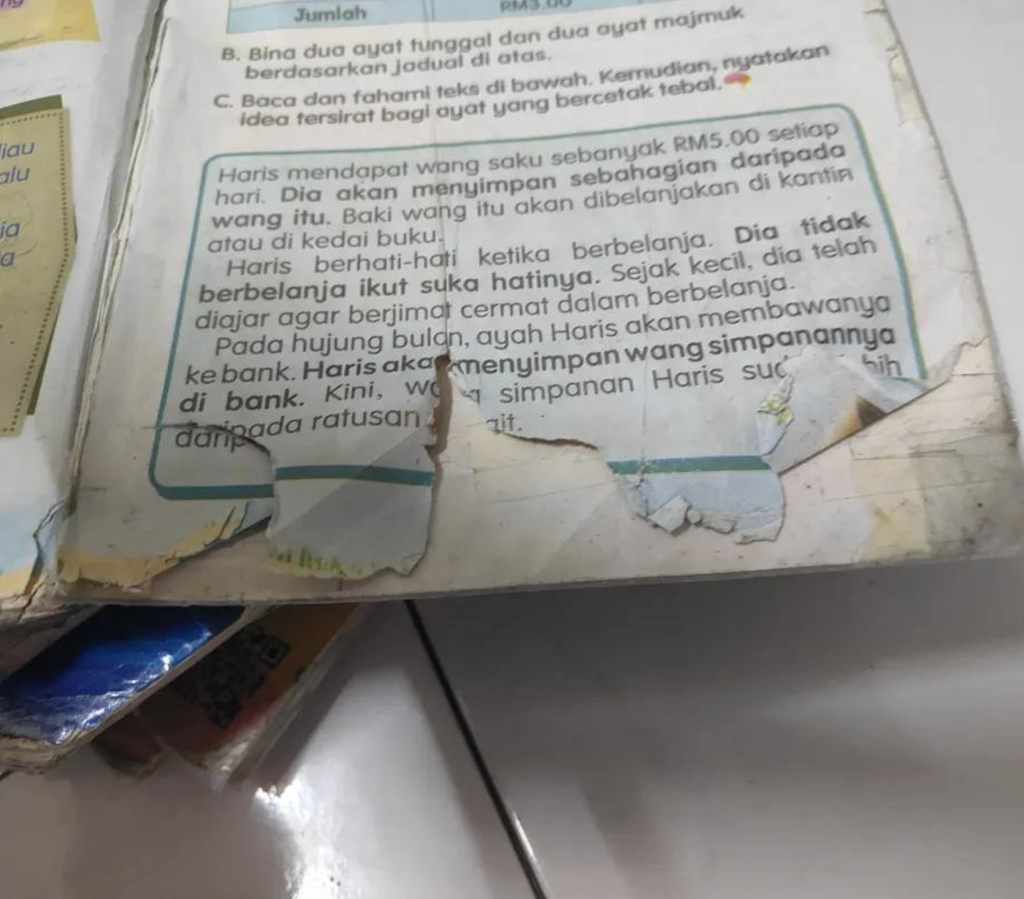 buku teks sekolah